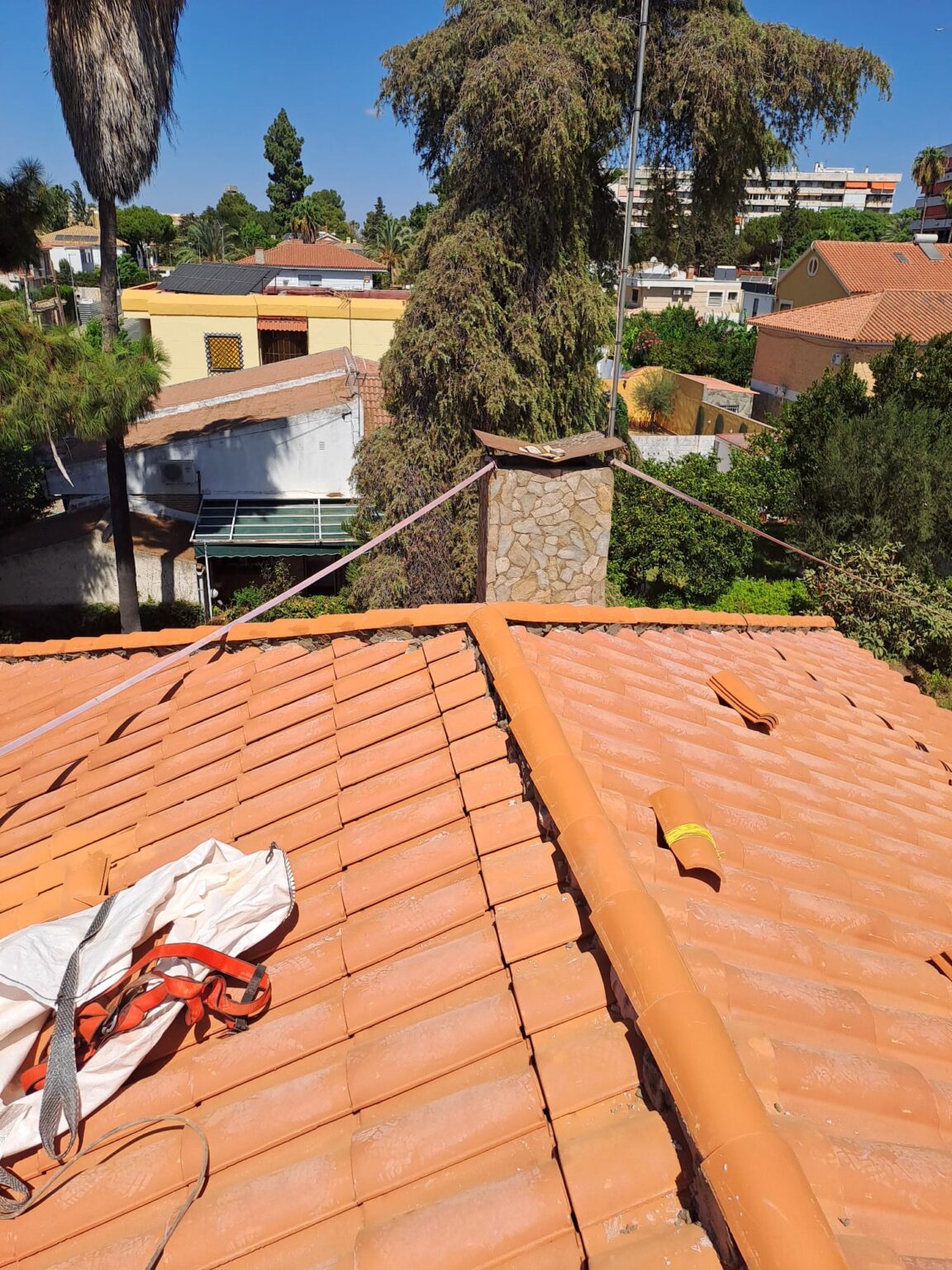 Reparación de humedades y filtraciones de agua en cubiertas en Huelva